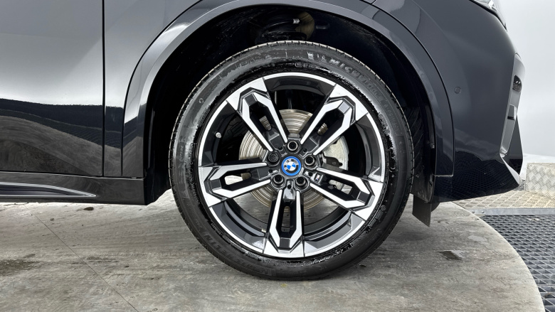 BMW iX2 150kW eDrive20 M Sport 65kWh 5dr Auto Electric Hatchback